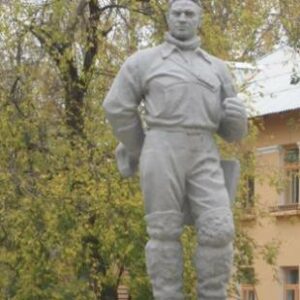 Памятник лётчику-испытателю Валерию Чкалову